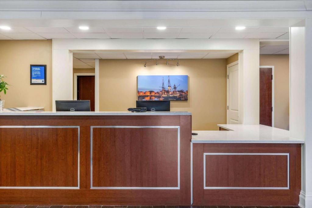 Comfort Inn Danvers - Boston North Shore Εξωτερικό φωτογραφία